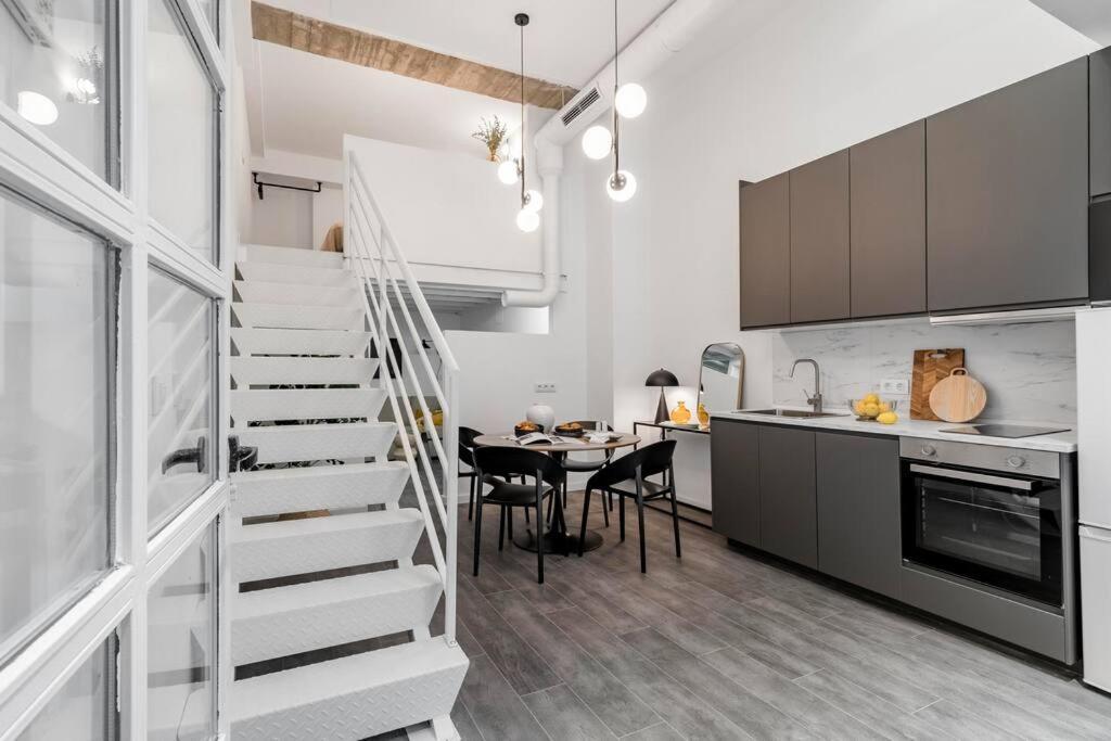 Apartamento Beautiful And Cosy Flat La Latina-Rastro-Der Madrid Exterior foto